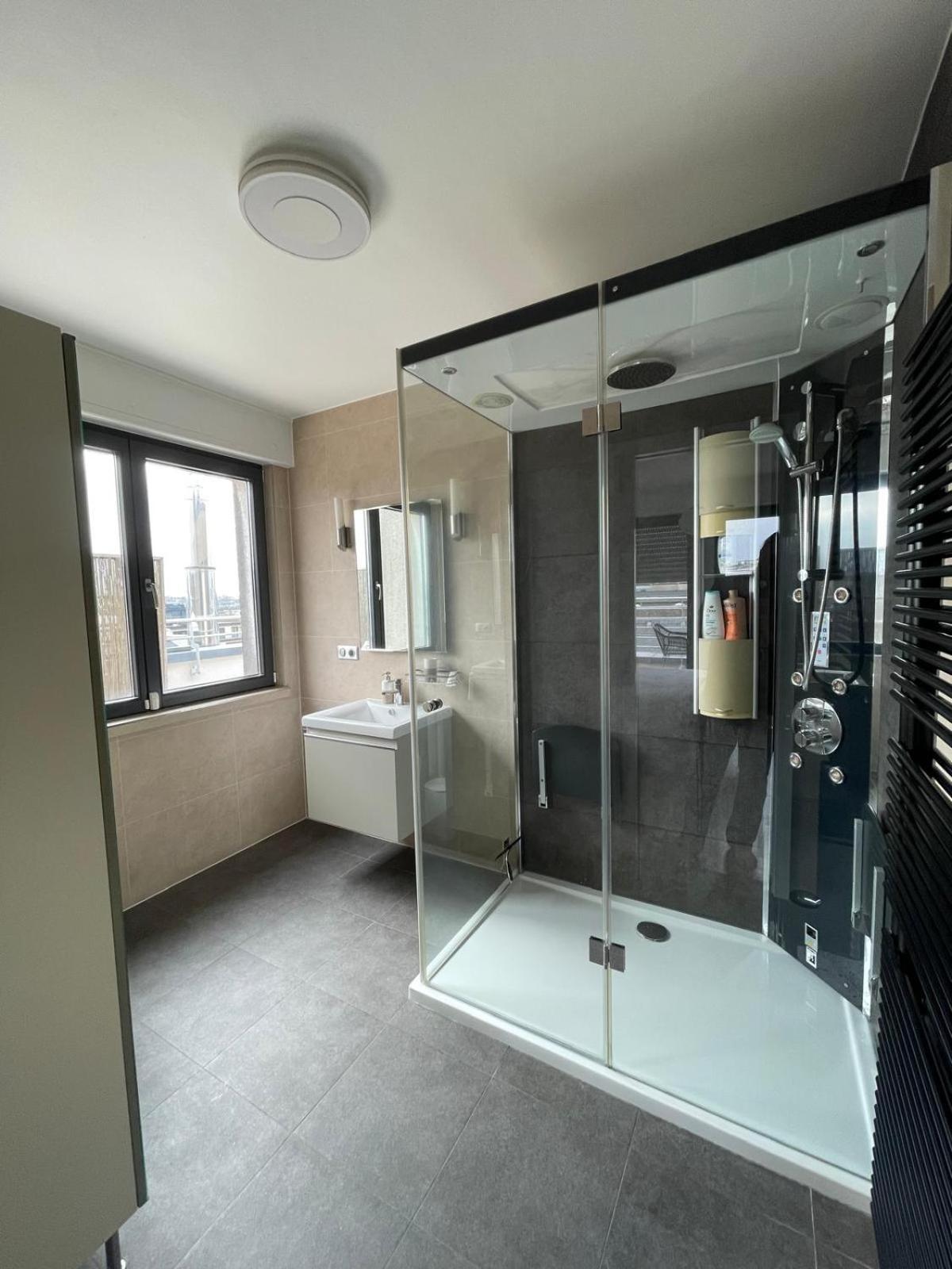 Lux Penthouse - Office, Terrace, Gym & Parking Apartment Luxembourg Bagian luar foto