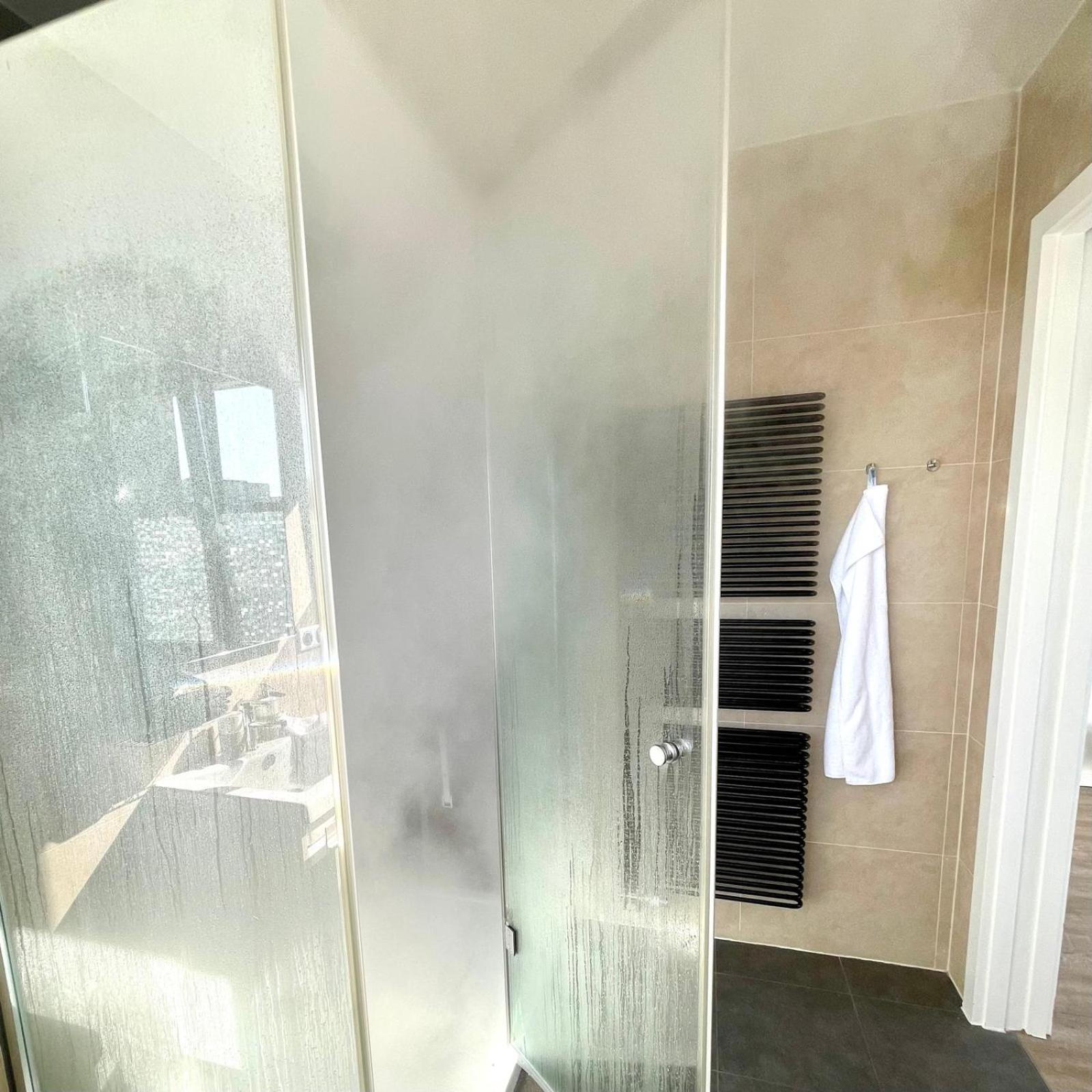 Lux Penthouse - Office, Terrace, Gym & Parking Apartment Luxembourg Bagian luar foto